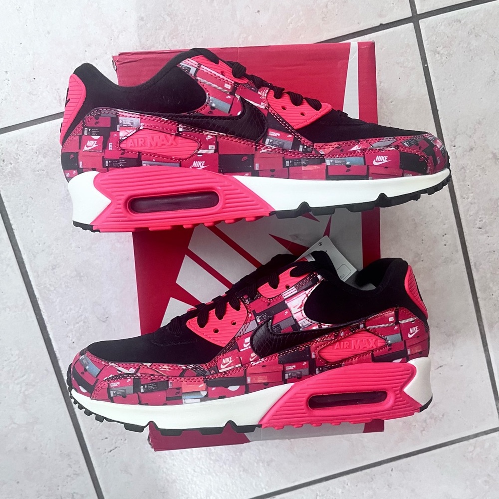 Nike Air Max 90 x Atmos “We Love Nike” Mens Sneakers Red Black ( Rare )